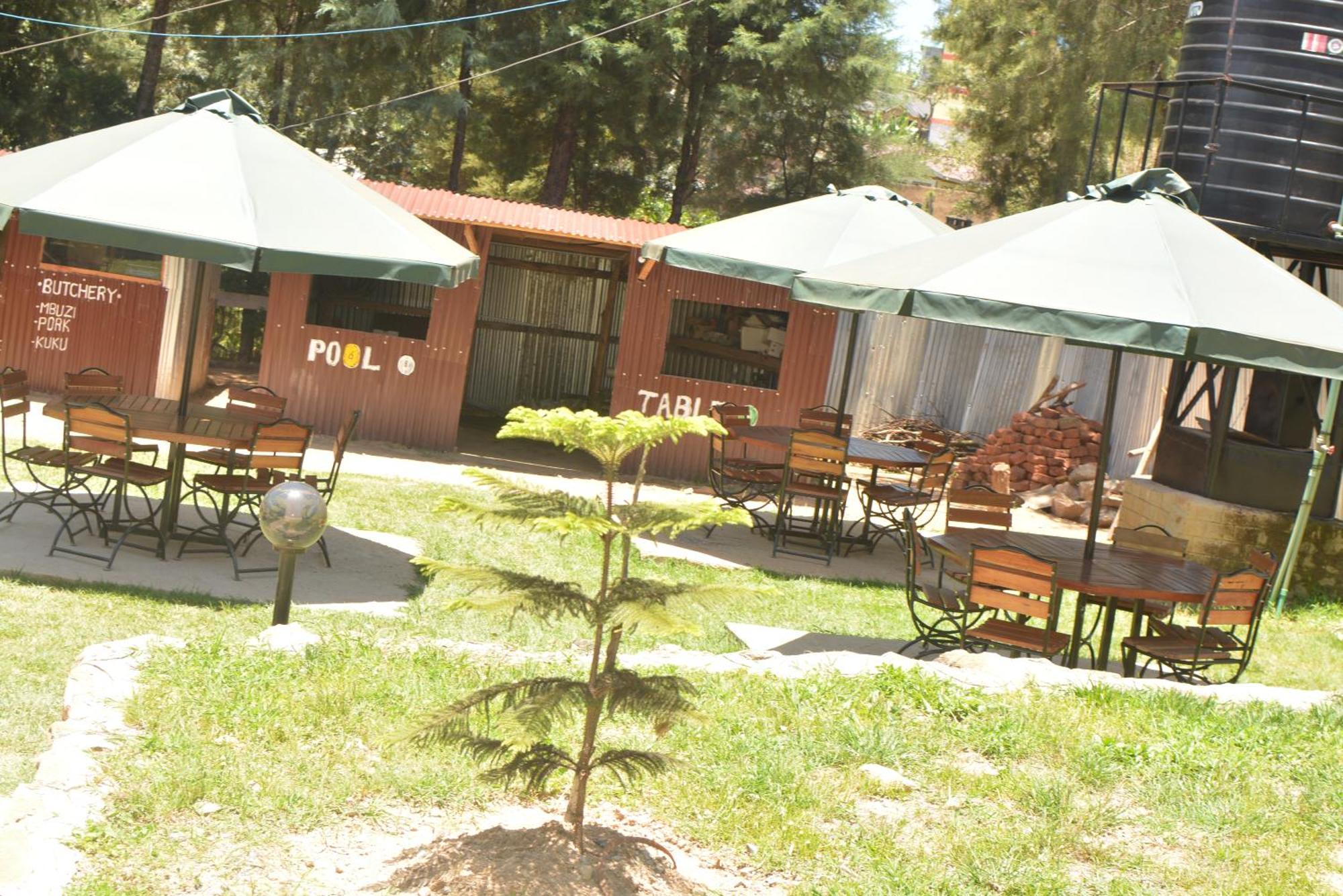 Hotel The Farm Bar And Restaurant à Kakamega Extérieur photo